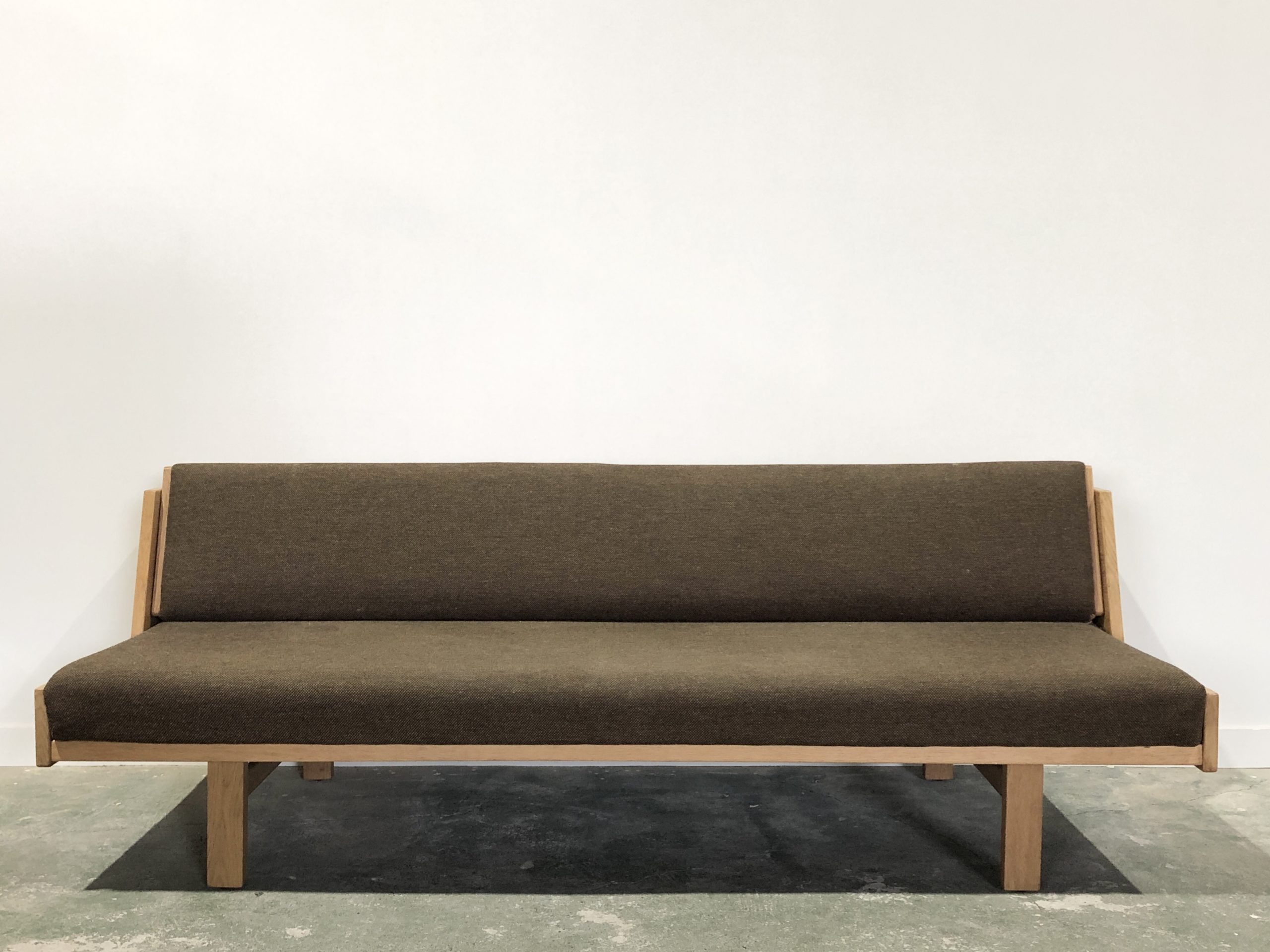 デイベッド Hans J. Wegner GE258 - 新潟県長岡市 ヴィンテージ家具
