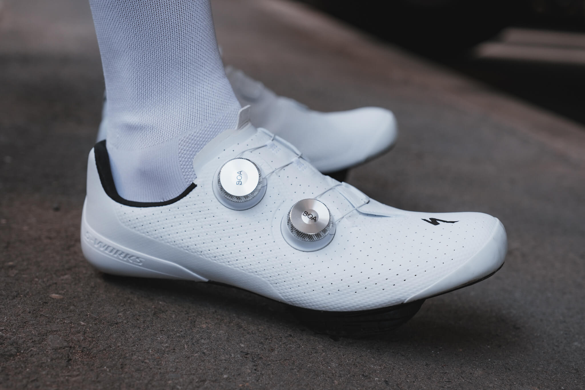 S-Works Torchレビュー：ハイエンドシューズの新領域。 - LOVE CYCLIST