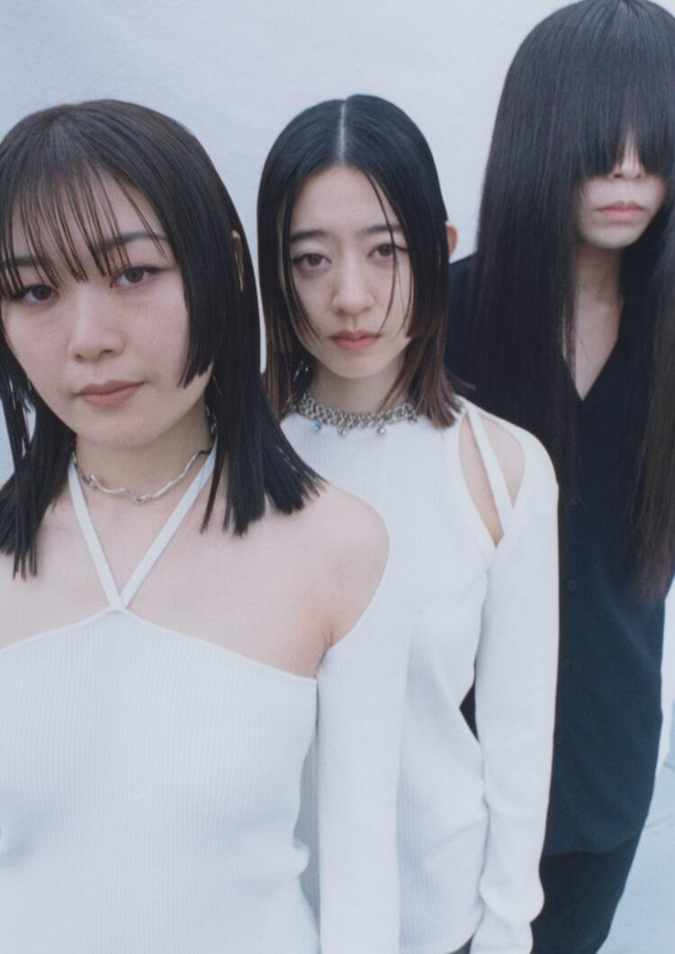 羊文学・塩塚モエカが2曲を弾き語り、明日“最終回”「MUSIC FREAKS」で