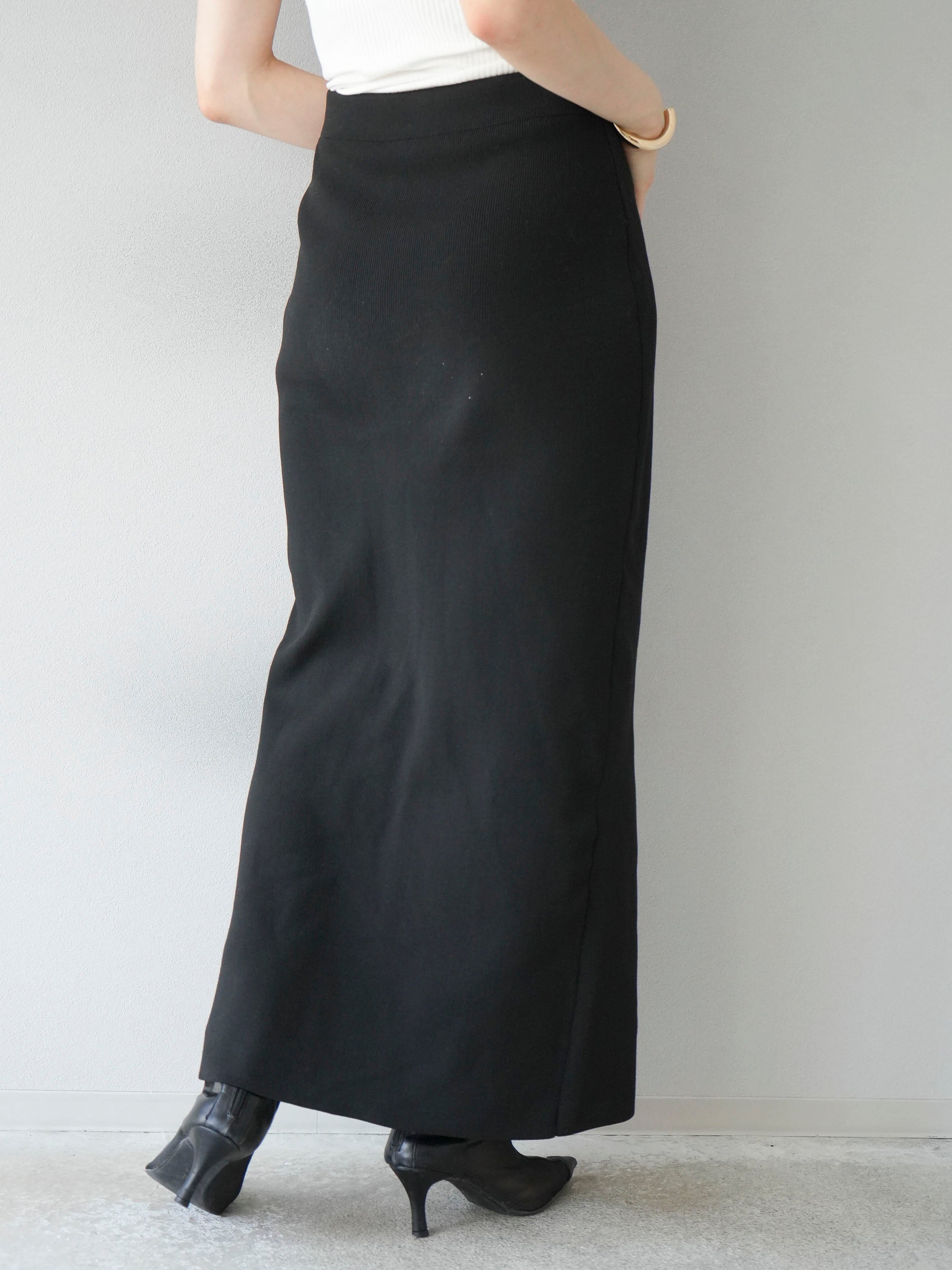 予約]フロントジップニットタイトスカート/ブラック – Lumier