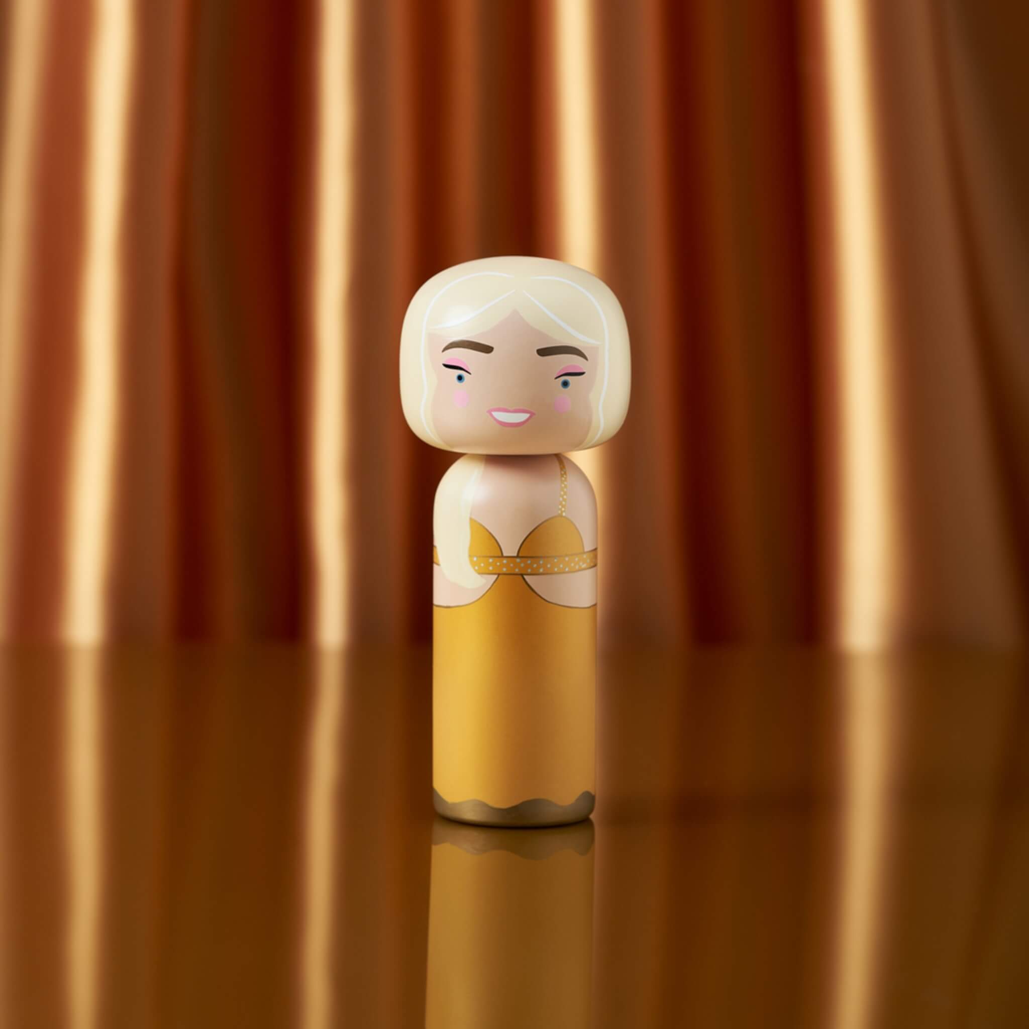 Claudia Schiffer Kokeshi | Supermodel Series – Lucie Kaas