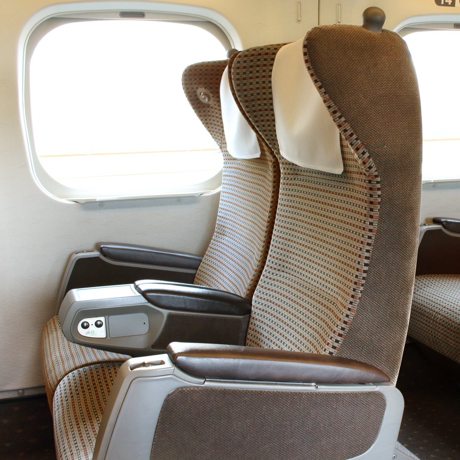 N700系typeA 東海道新幹線厚型モケットクッション_No.8706977 – ACE