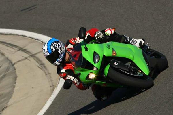 KAWASAKI ZX-6R (2007-2008) Review | Speed, Specs & Prices
