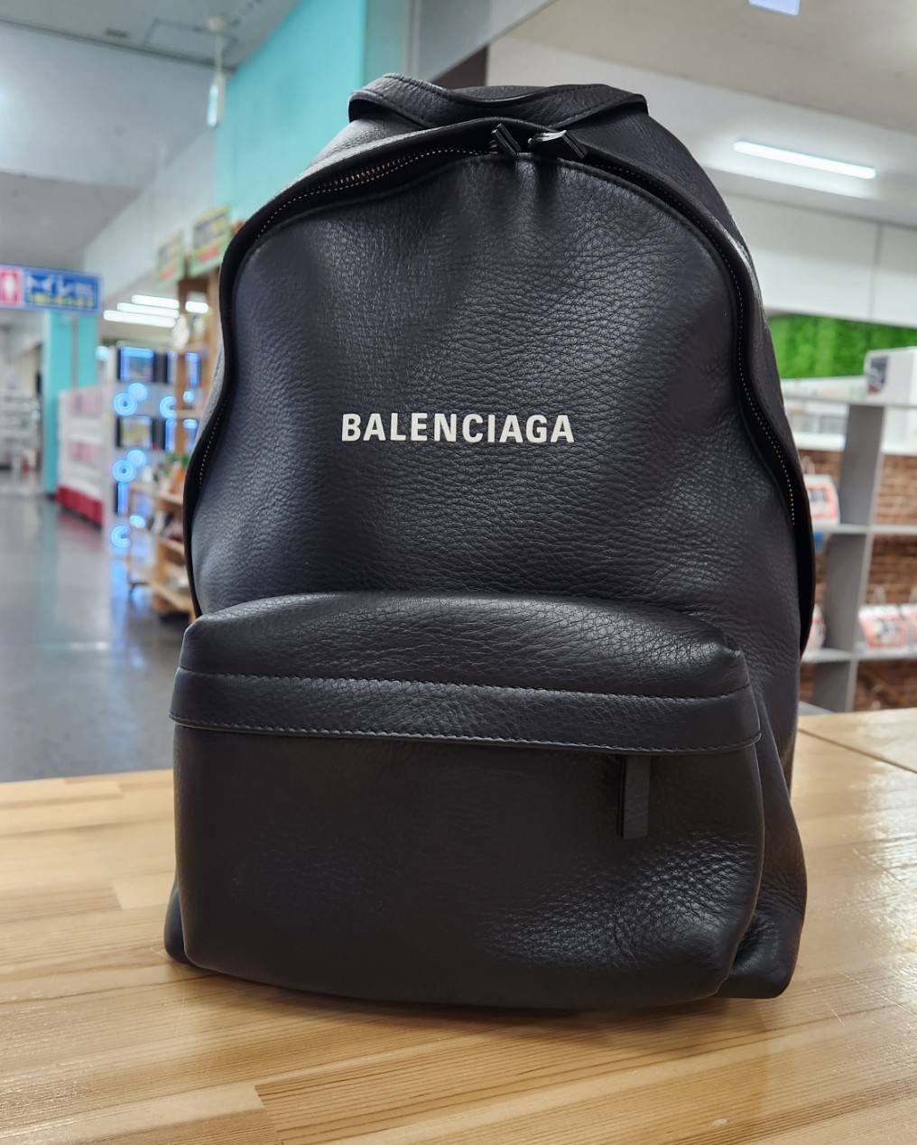 バレンシアガ BALENCIAGA ブラック レザーリュック 【公式通販】