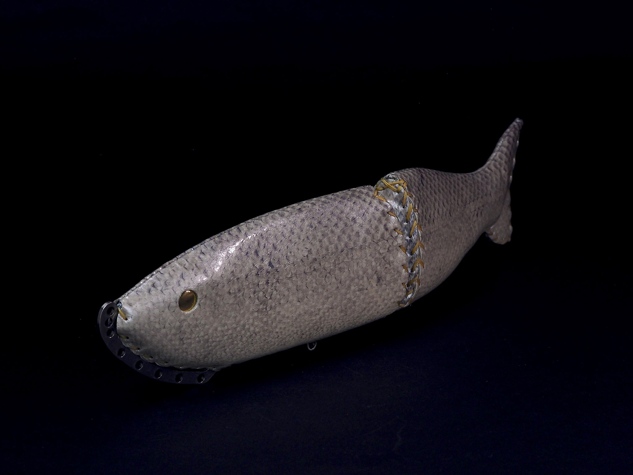 MANIFOLD ［Spec of 343 DENIIRO -アゴ下フレーム-］（ATLANTIC SALMON