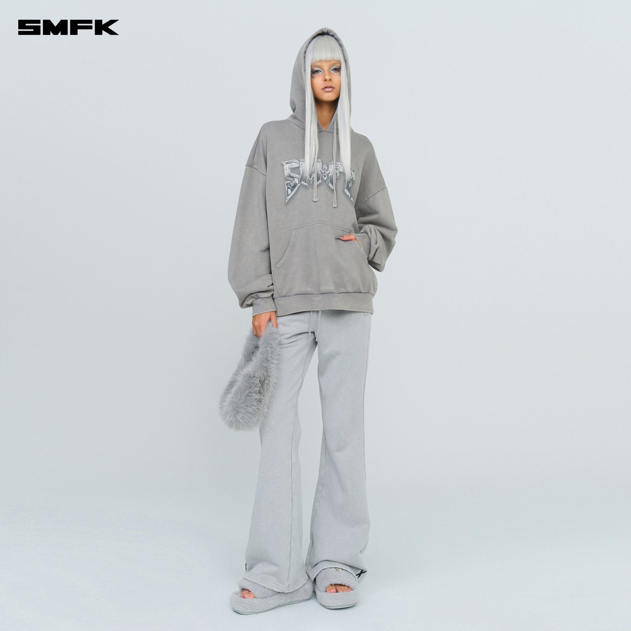 FUTURE Classic Flared Sweatpants In Gray | MADAX
