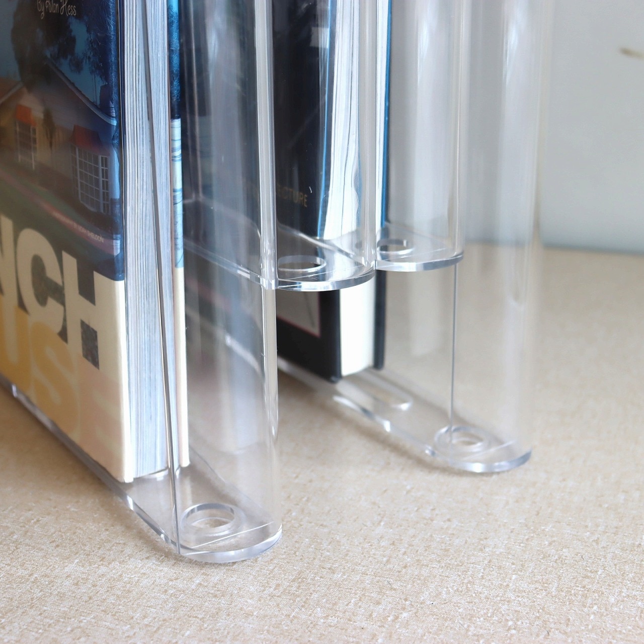 カルテル社製ルーサイトマガジンラック | マガジンラック・ワイヤー