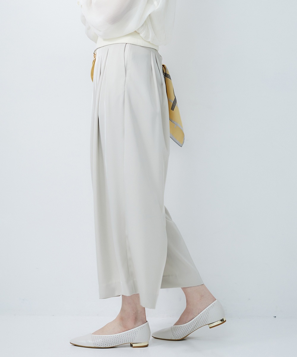 SALE】ツイルサテンタックフレアパンツ - 12Twelve Agenda(トゥエルブ