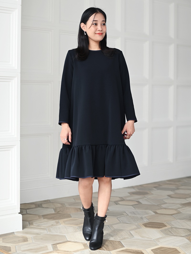 裾フリルフレアワンピース～長袖（short） | New Arrival