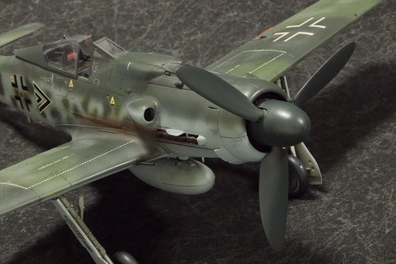 プラモデル フォッケウルフ Fw190D-9 バルクホルン 1/32 ストライク