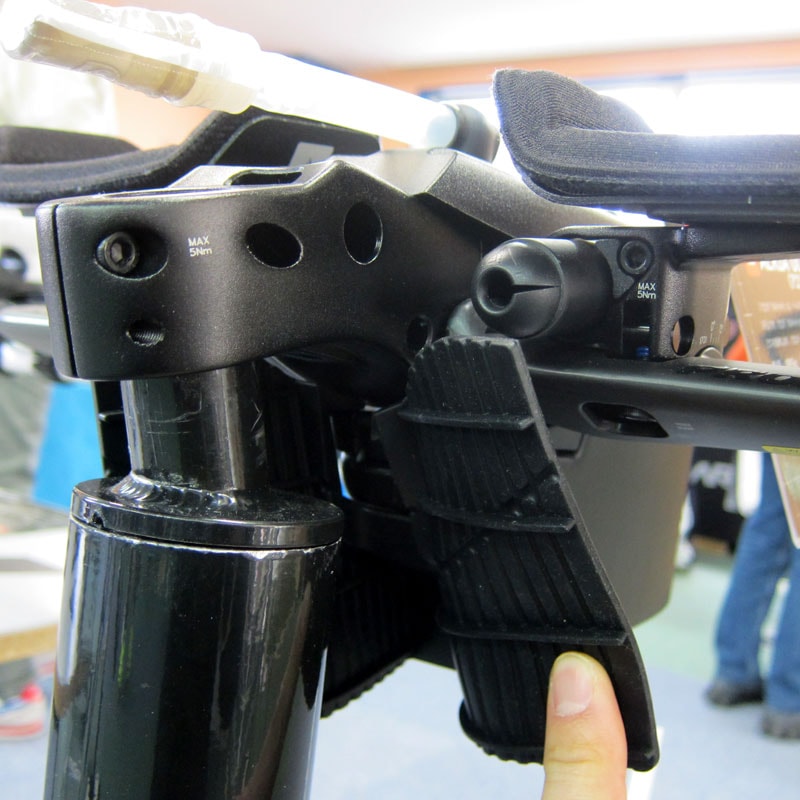 プロファイルデザイン AERIA ハイドレーションシステム フロント