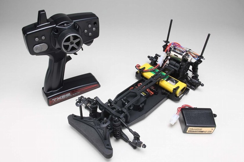 組立済みラジコンカー