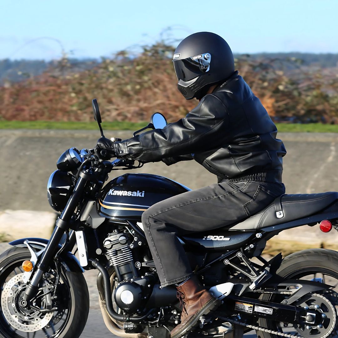 SIMPSON M30 ストーンブラック | SIMPSONヘルメット公認オンラインストア