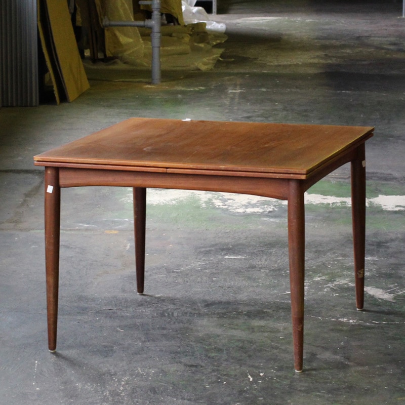ヴィンテージ北欧家具 ダイニングテーブル 正方形 幅100cm | SOLD OUT