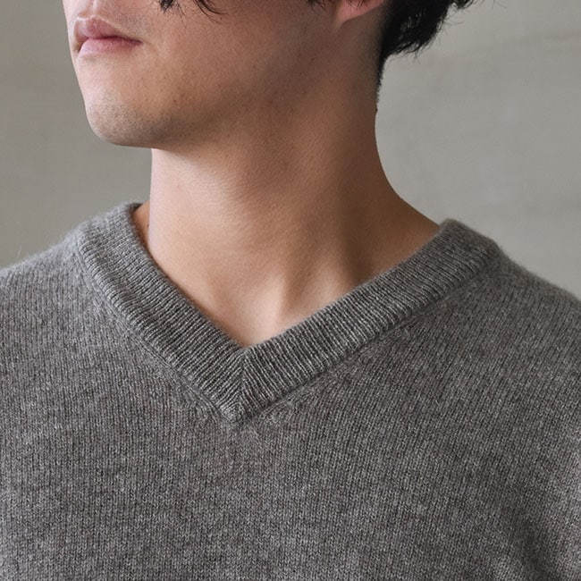 50%OFF】(bbz2022305a0004) / Phlannel(フランネル) / Wool Yak V-neck