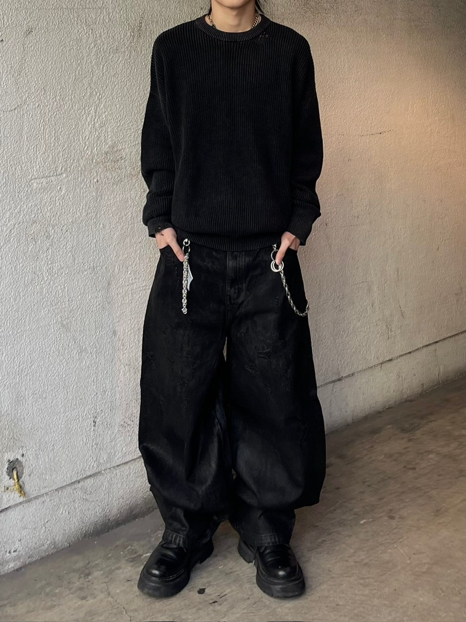 受注制【Chikashitsu +】coating damage wide denim pants