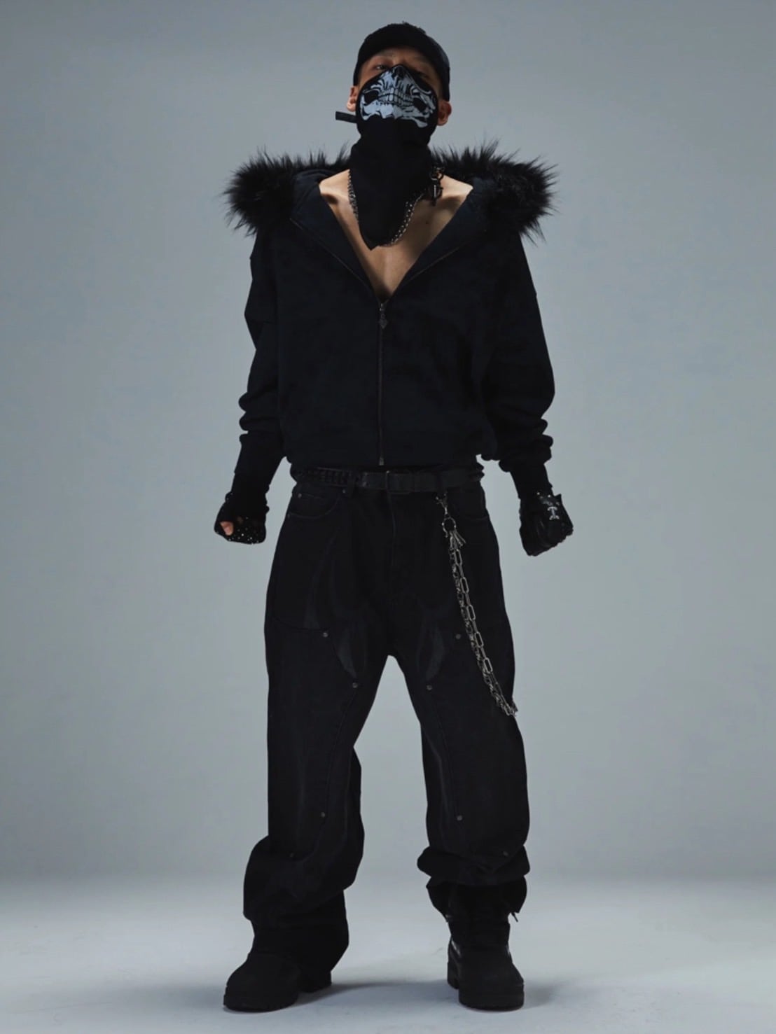 SUPPLIER】FAUX FUR CROSS ZIP HOODIE / 【サプライヤー】バックロゴ