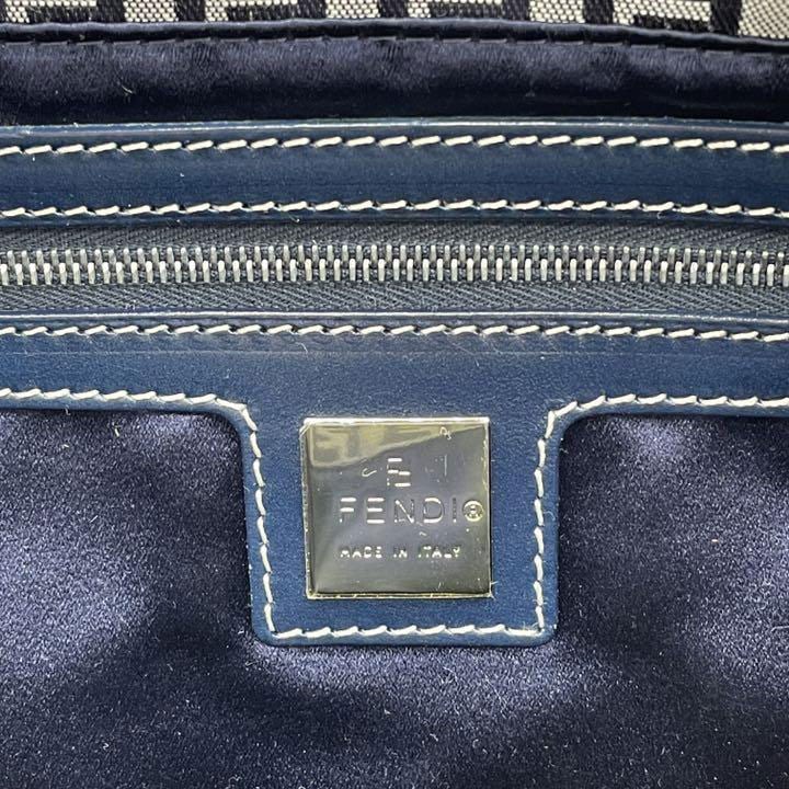FENDI フェンディ ワンショルダーバッグ ズッキーノ キャンバス レザー