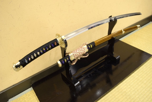 陣太刀 武田信玄太刀拵え 来國長 中級模造刀仕様｜【公式】模造刀