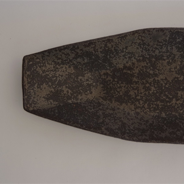 安福由美子 錆八角皿 中