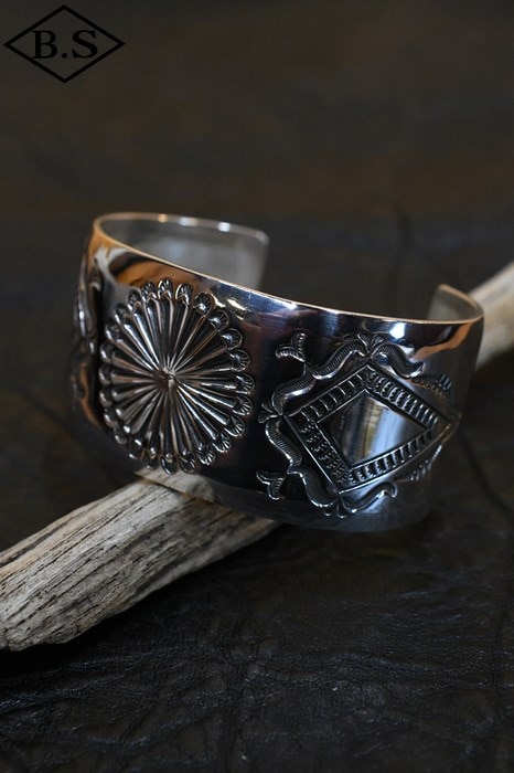 小物 / インディアンジュエリー INDIAN JEWELRY 小物 バングル ナバホ