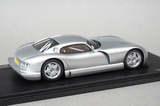 1/43 スパーク S0235 TVR サーブラウ スピード 12 2000 シルバー