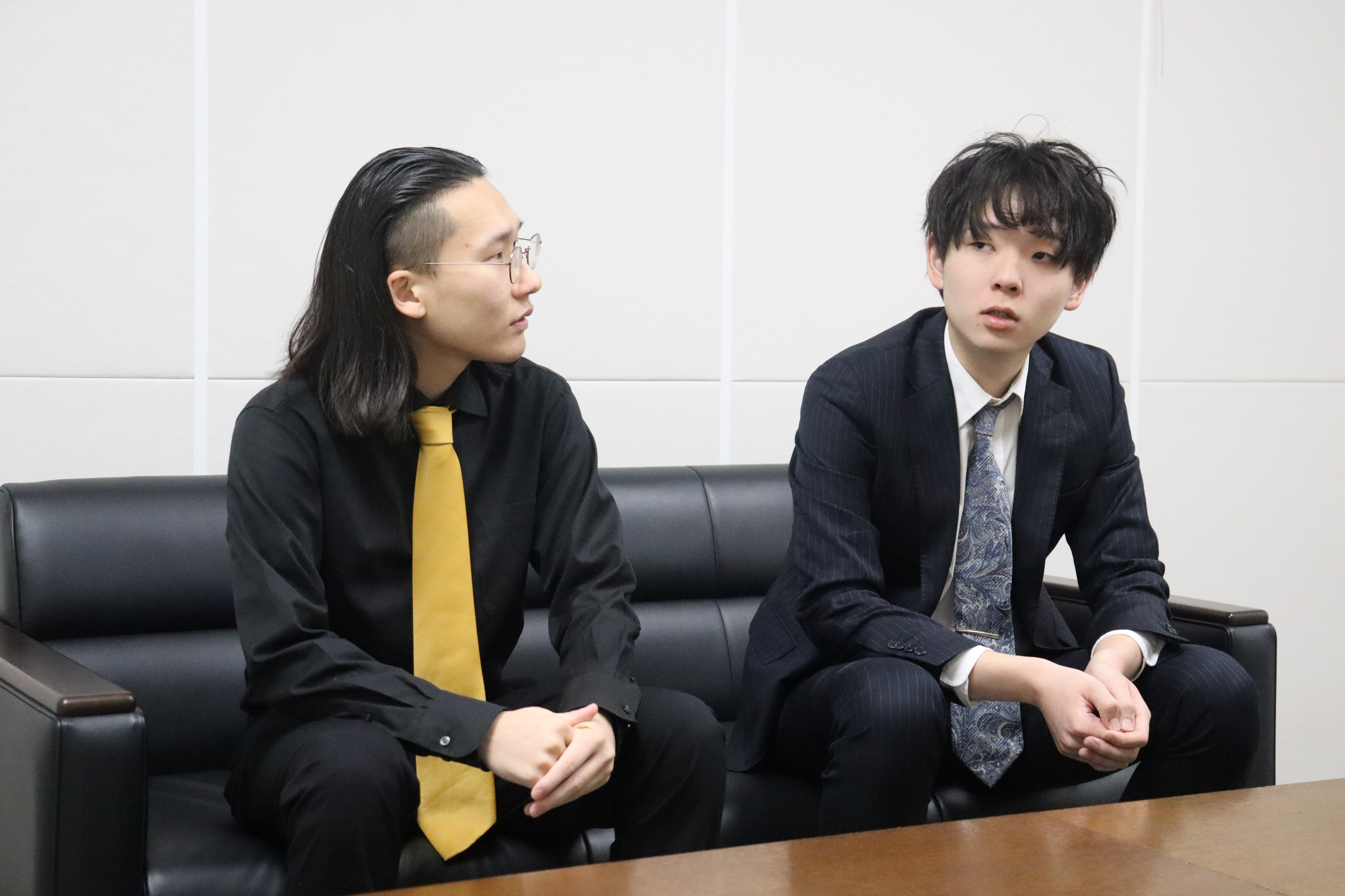 芸歴1年目で『おもしろ荘』大抜擢の「夜歩き」って何者!? 20歳の