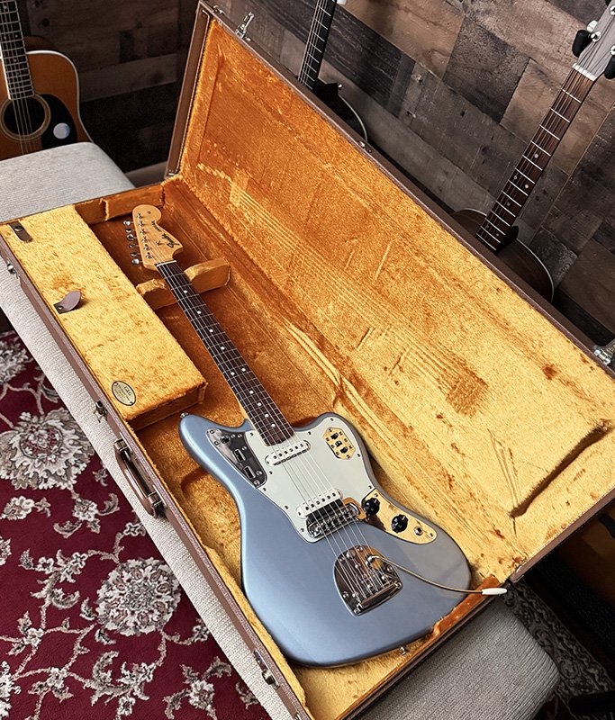 USED Fender AVRI '62 Jaguar 2005 - Ice Blue Metallic