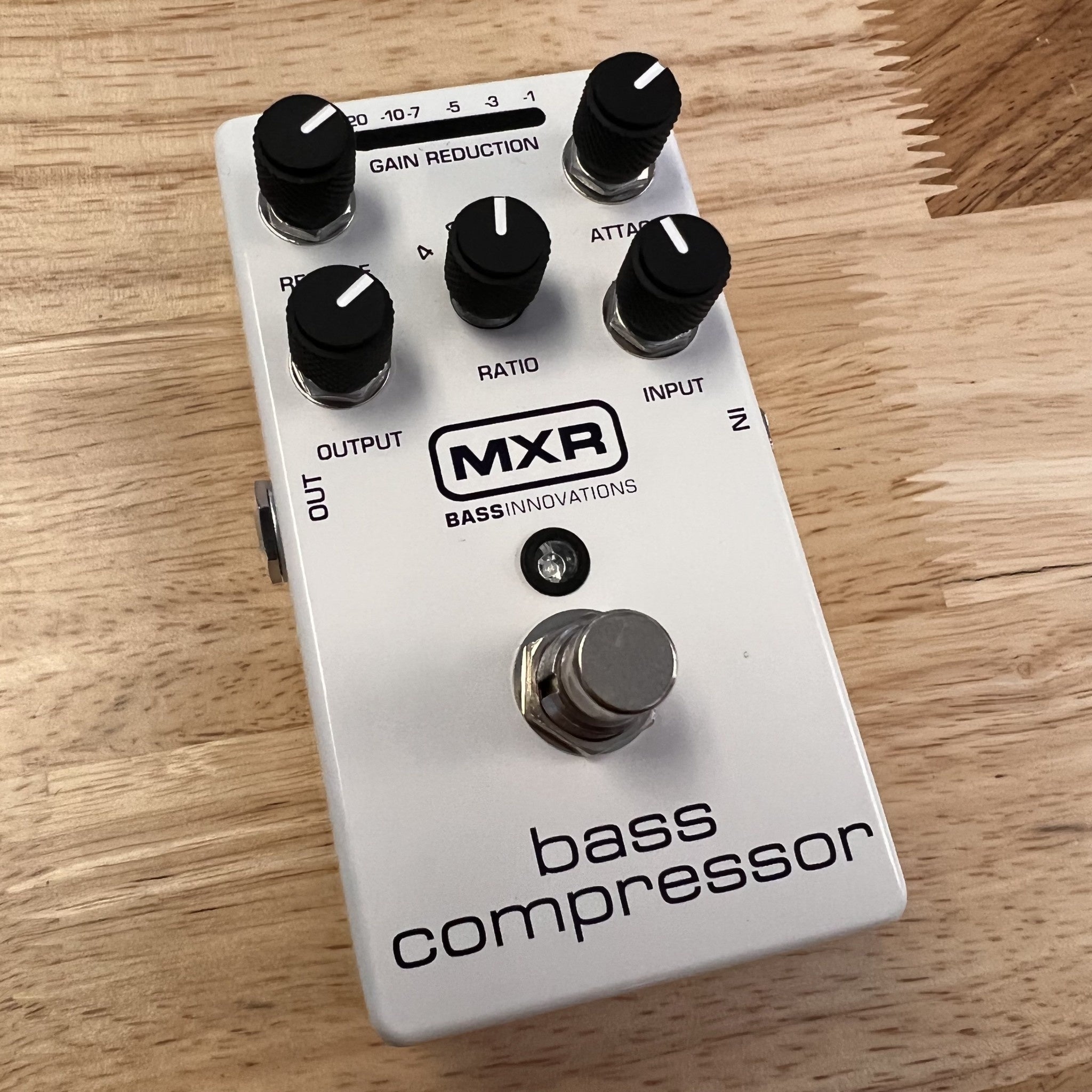 MXR Bass Compressor M87 – Matt's Guitars