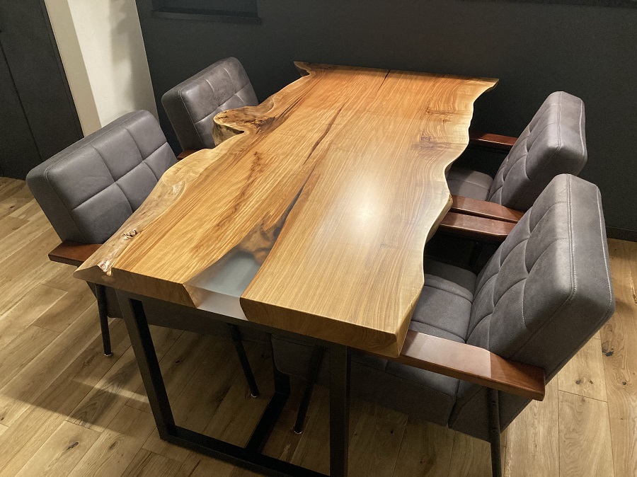 一枚板 山桜材 ダイニングテーブル | 口コミ | 一枚板・一枚板テーブル