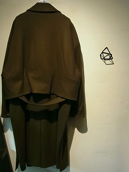 YOKE（ヨーク） 3WAY バルカラーシェアコート オリーブ - margin