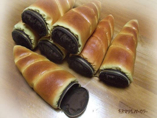 マリさんベーカリー チョココロネ バッグ チョココロネのボディバッグ