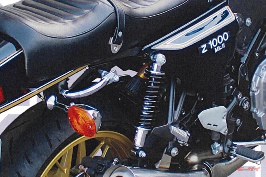 画像ギャラリー】「動かない2本サス」がポイント!? Z900RSを空冷角Z