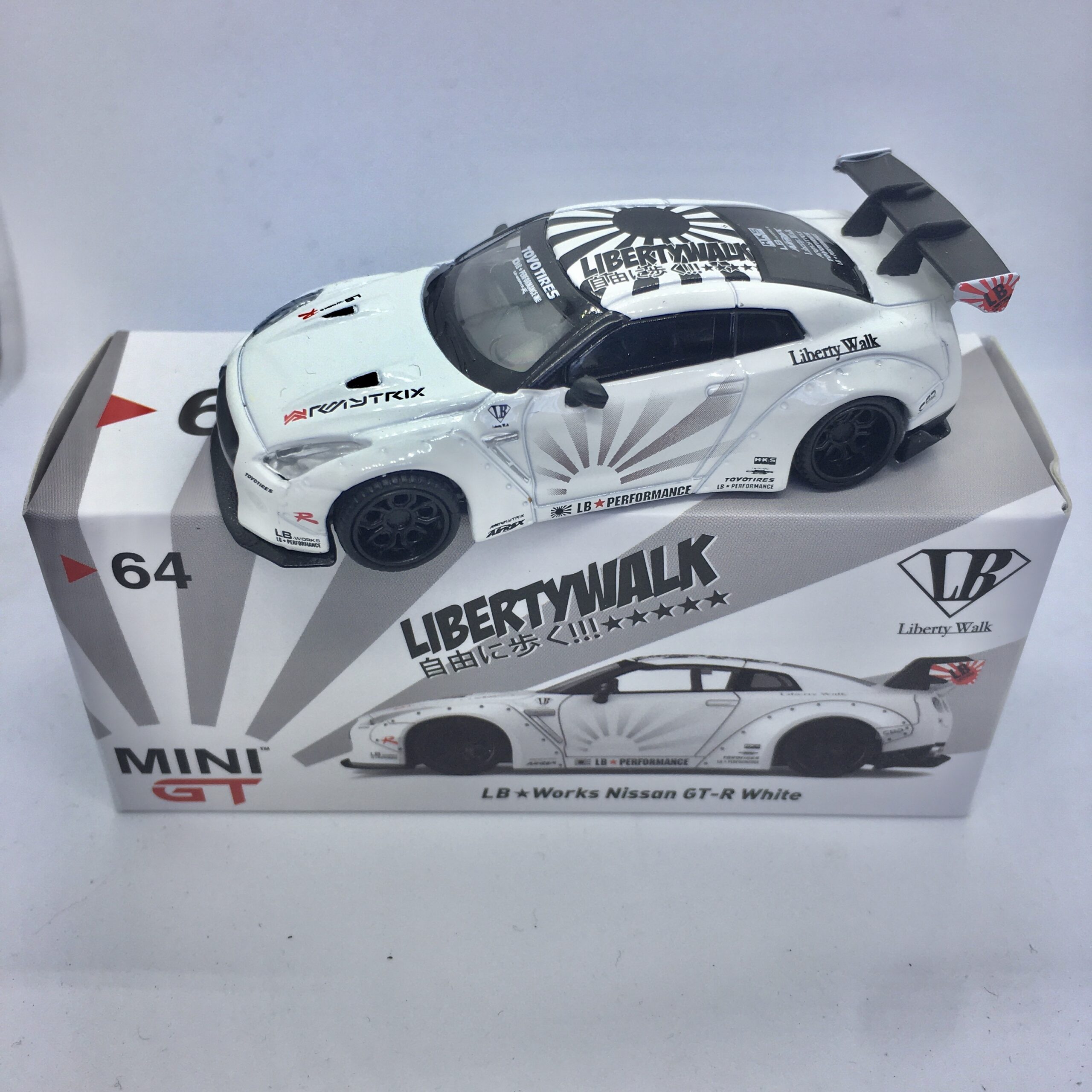 MINIGT 1/64 LBWK ニッサン GT-R R35 Mini GT Nissan GT-R R35 Type 1