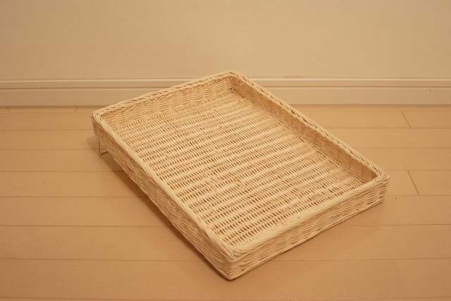 かご・バスケット・雑貨 - menui | 【ラタン 角型脚付き収納トレー S