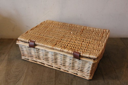 かご・バスケット・雑貨 - menui | 柳のかご【フタ付き ボックス