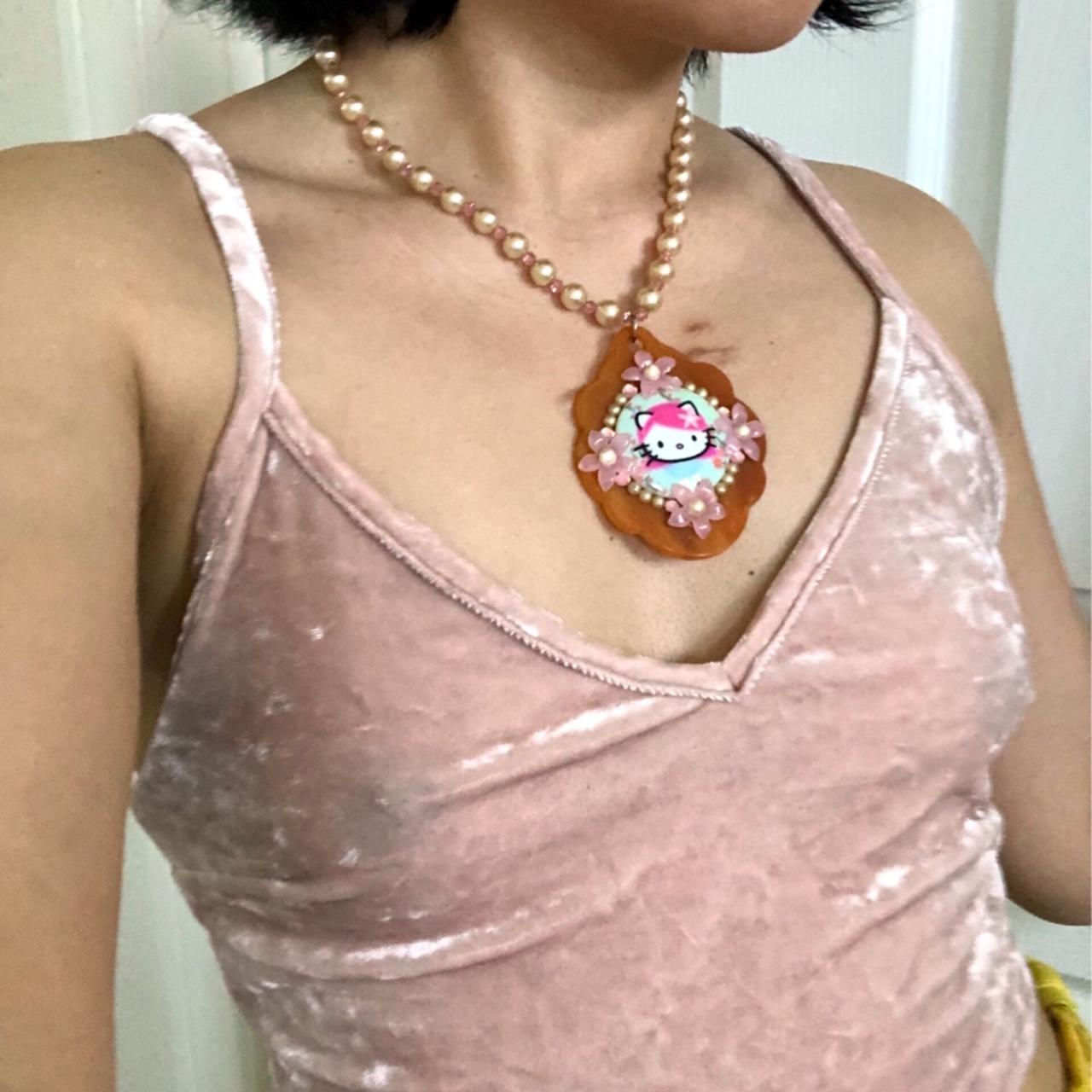 2009 hello kitty x tarina tarantino resin and pearl | Depop