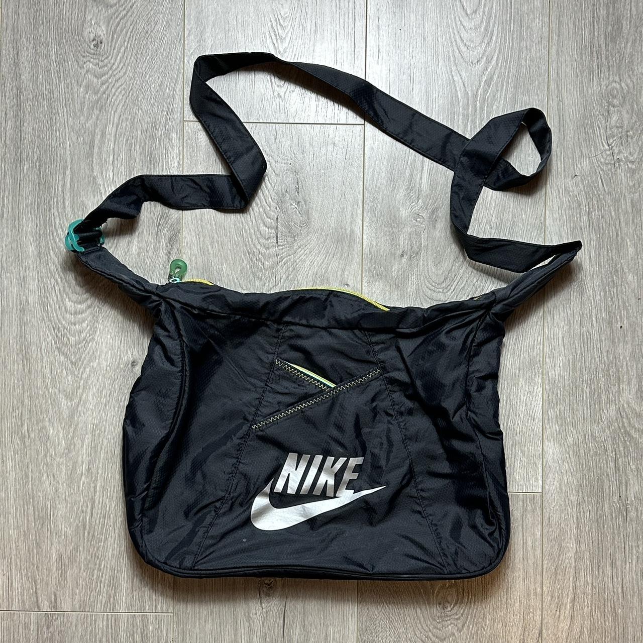 Vintage 90s Nike Crossbody Sling Messenger Bag | Depop