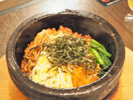 石焼ビビンバ混ぜました - Picture of Kuroge Wagyu Yakiniku