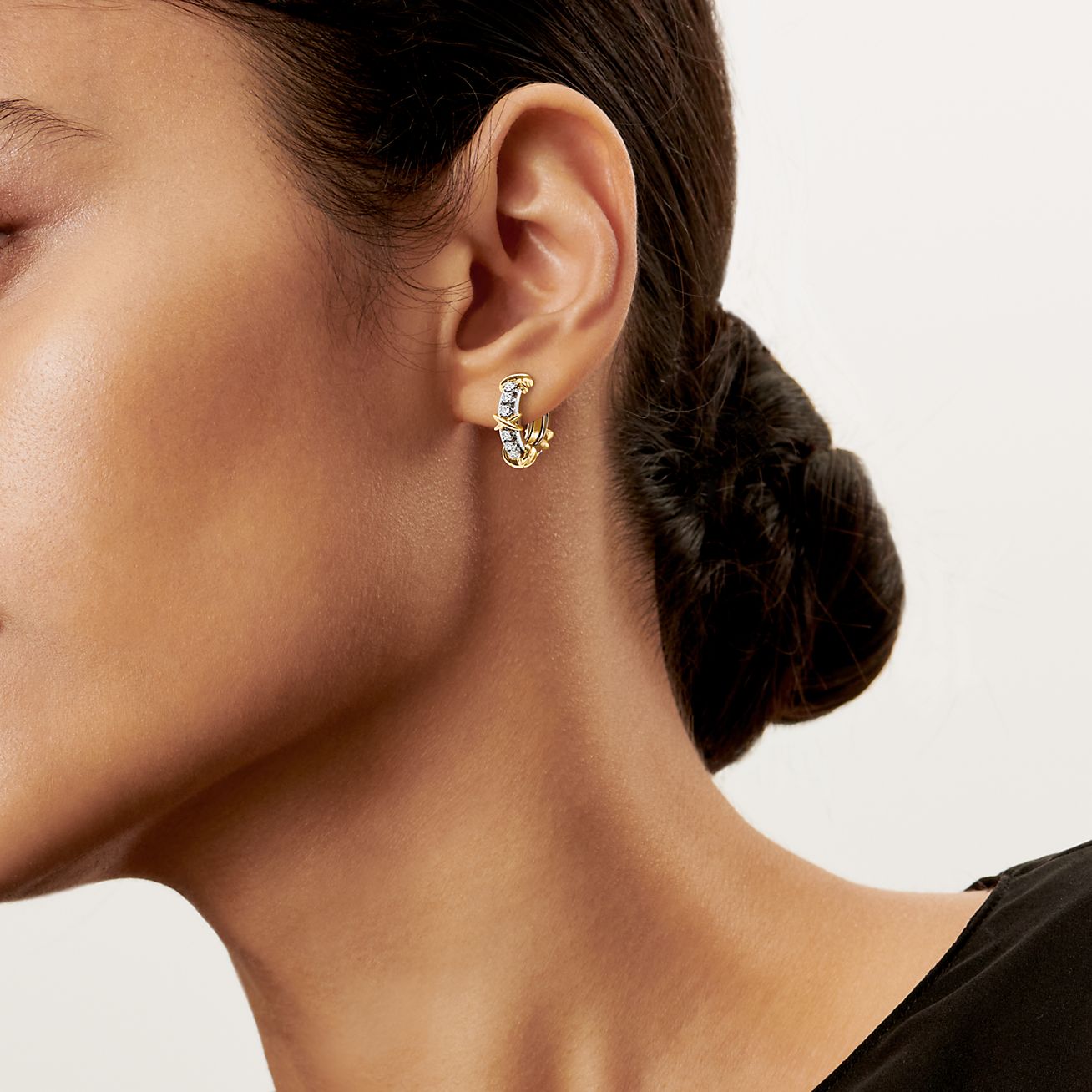 Sixteen Stone by Tiffany ナロー ピアス ダイヤ プラチナ＆イエロー