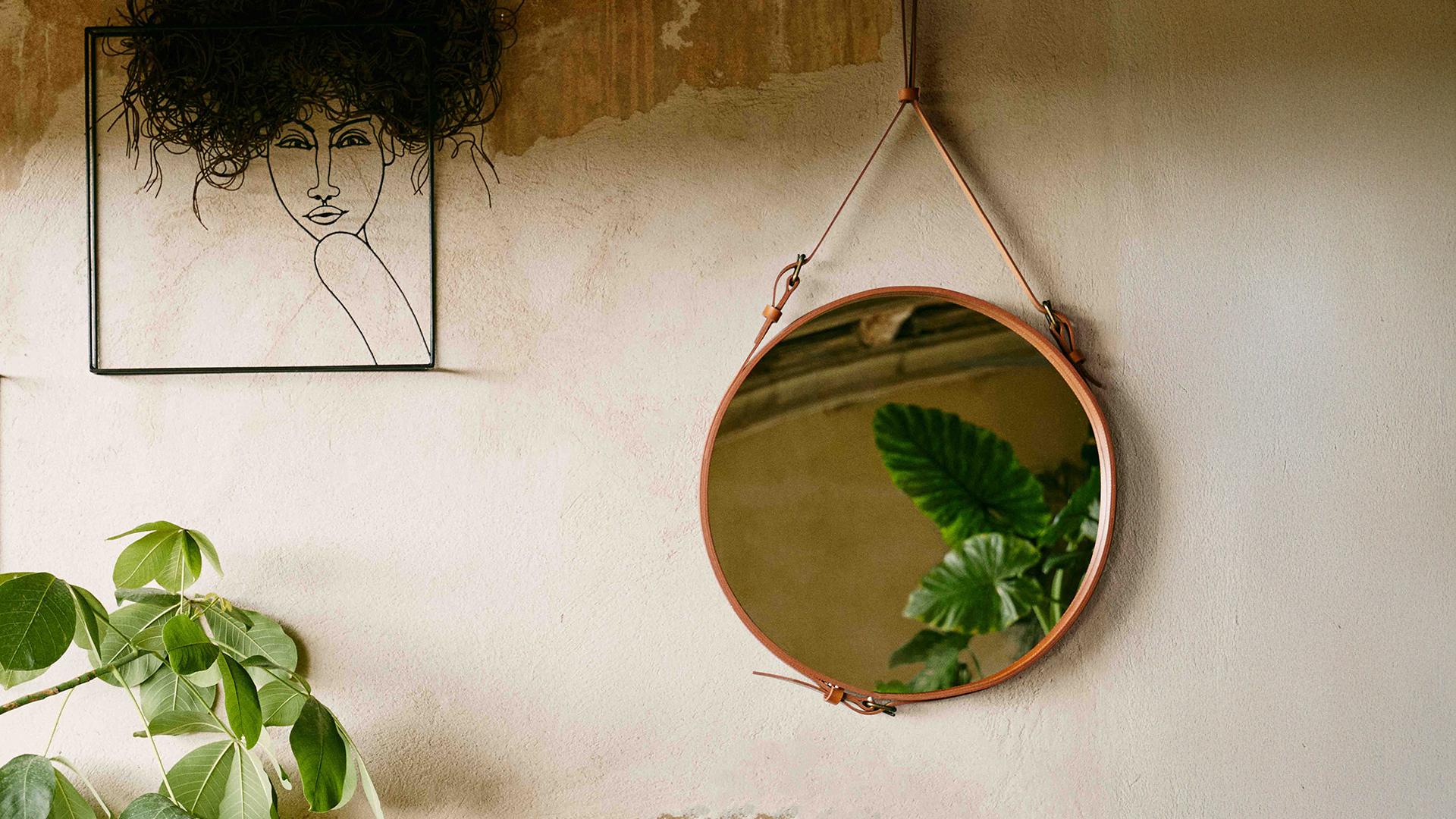 GUBI Adnet Wall Mirror, Circular