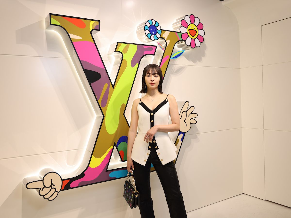 広瀬すずが「LOUIS VUITTON × MURAKAMI ポップアップストア」に来場
