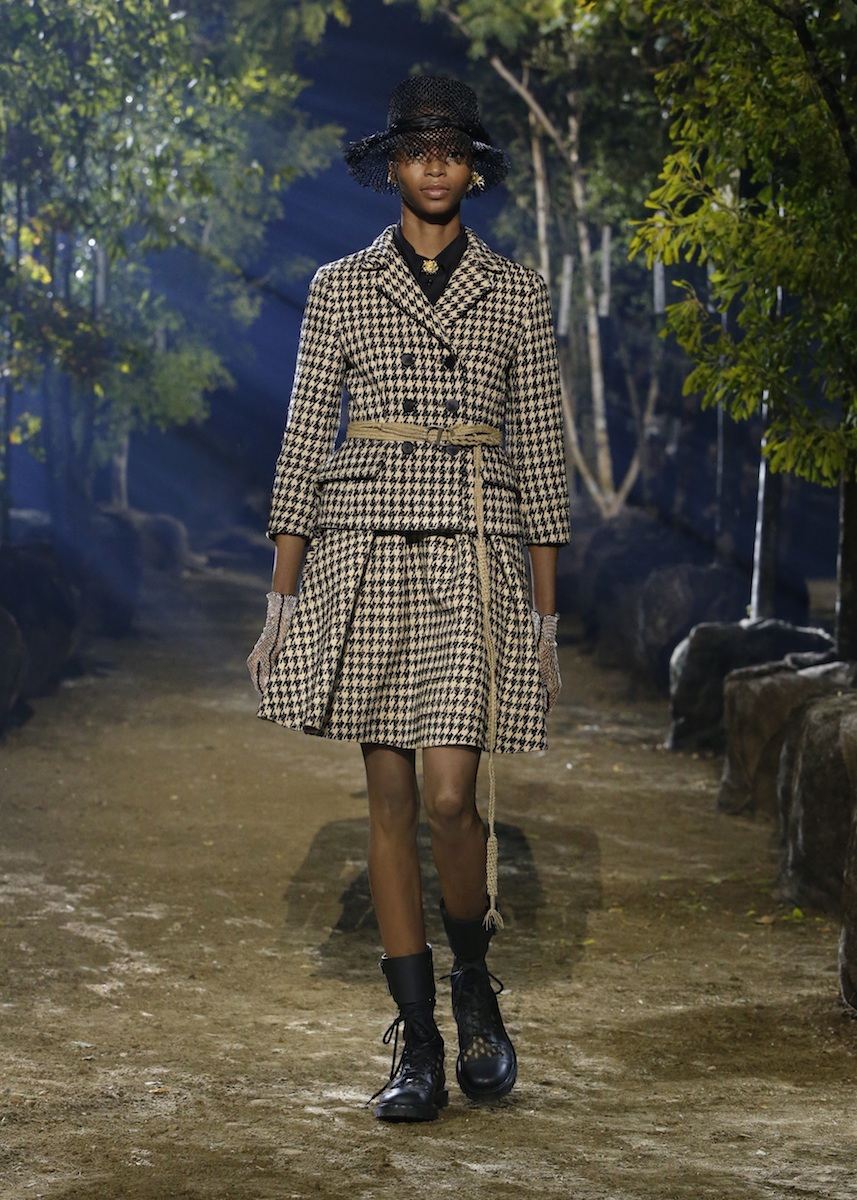 ディオール」メゾンコード研究 第11回 ムッシュ・ディオールがハウンド