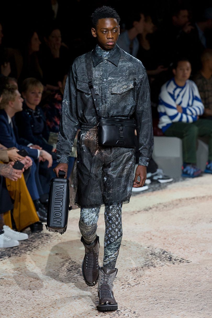 キム・ジョーンズの最後のルイ・ヴィトンで2019年春夏のトレンドを予想