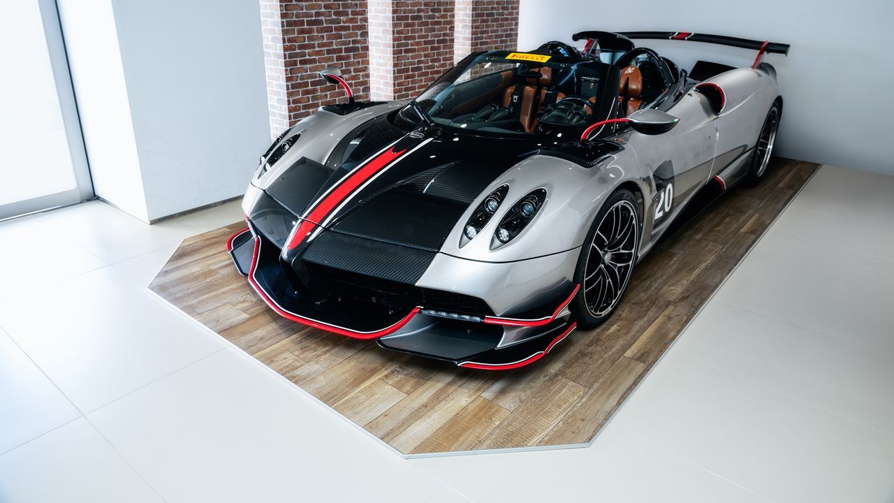 pagani-1.jpg