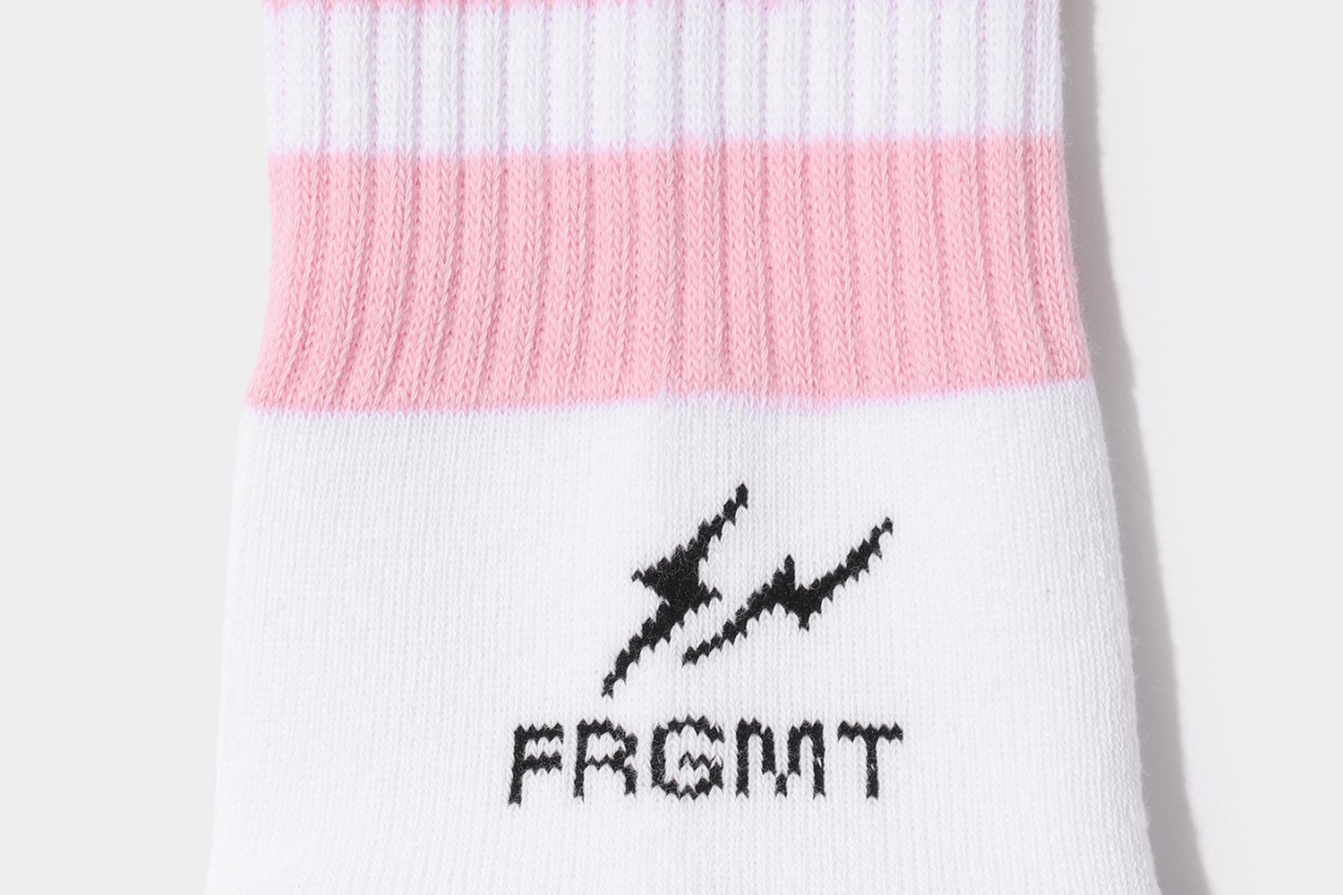 怒涛のコラボが続くV.A.が福助 x FRAGMENTのコラボレーションソックス