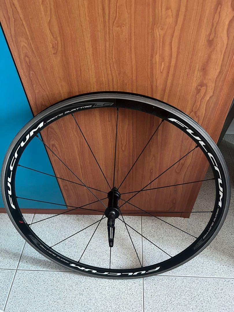 中古美品 中古美品 フルクラム レーシングクアトロLG RACING QUATTRO