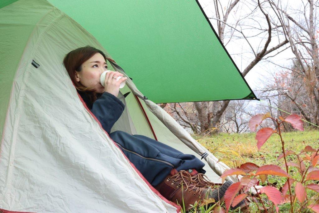 テラノバの「コンペティションタープ2」はソロキャン派にもおすすめ