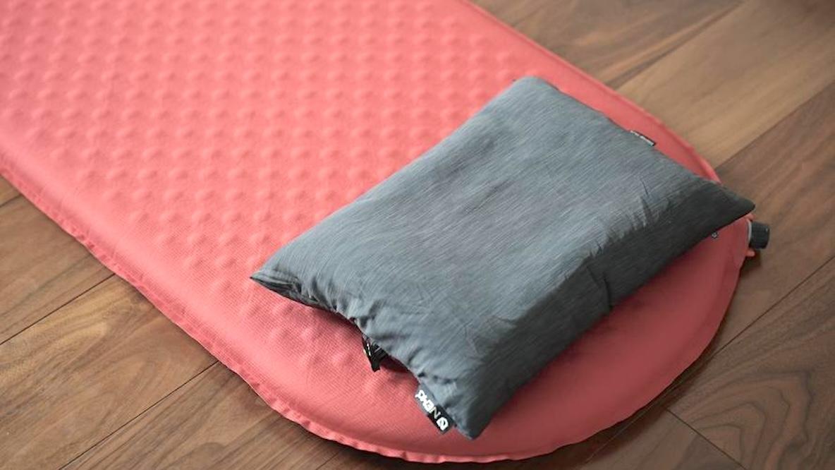 サーマレストのプロライトプラスとポータブル枕があれば固い床でも