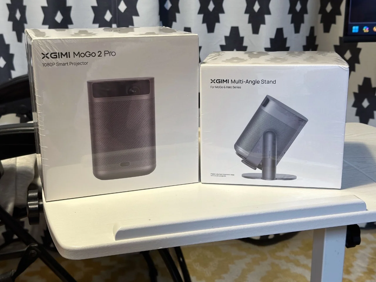 ベストバイ】壁に天井に思いのまま映せる！XGIMI Mogo 2 Pro